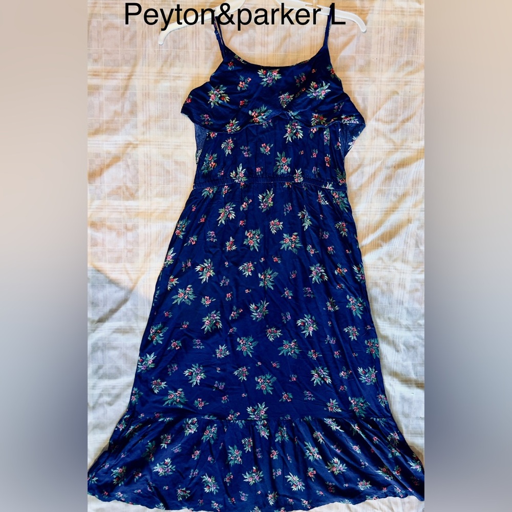 Peyton & Parker Navy Floral Maxi Dress